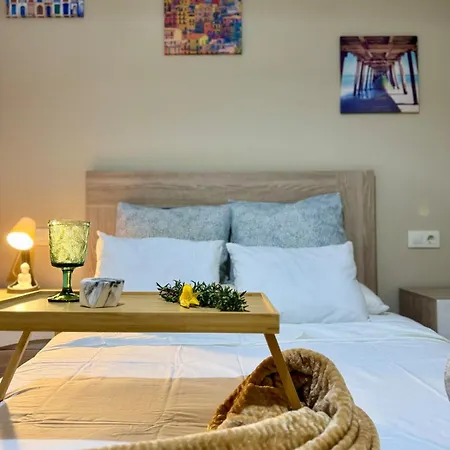 Centro Peatonal 5 Con Balcon * Vigo