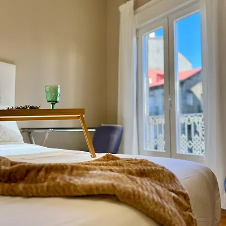 Centro Peatonal 5 Con Balcon * Vigo