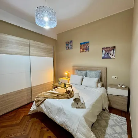 Centro Peatonal 5 Habitaciones Con Balcon