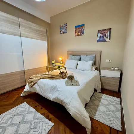 Apartament Centro Peatonal 5 Habitaciones Con Balcon *