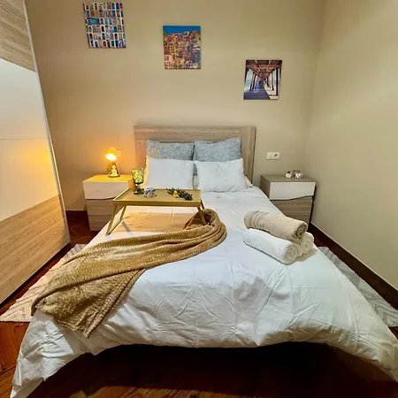 Centro Peatonal 5 Habitaciones Con Balcon Apartament