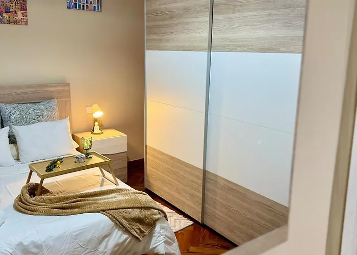 Apartment Centro Peatonal 5 Con Balcon